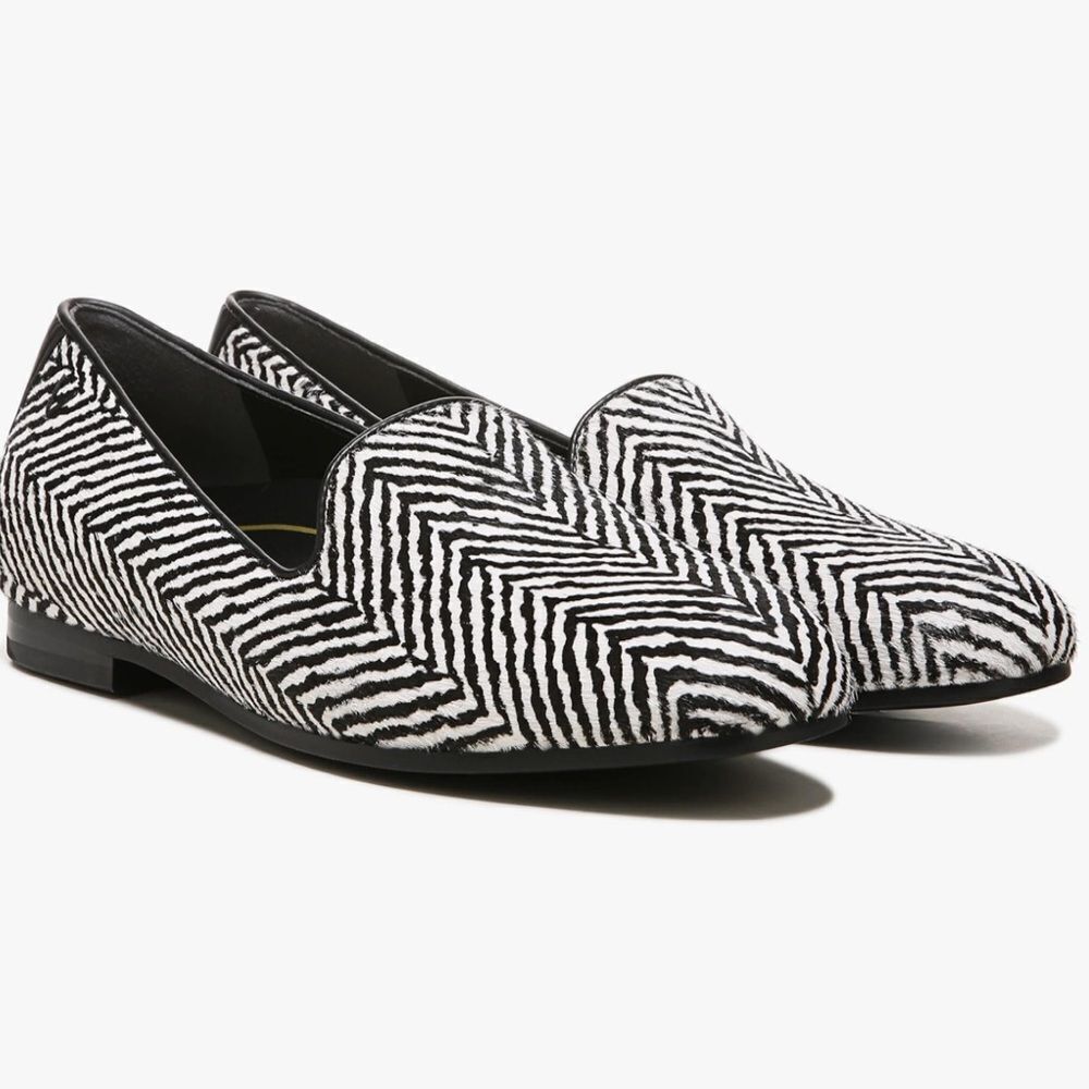 Vionic WILLA Calf hair animal print loafers, size 7W.
